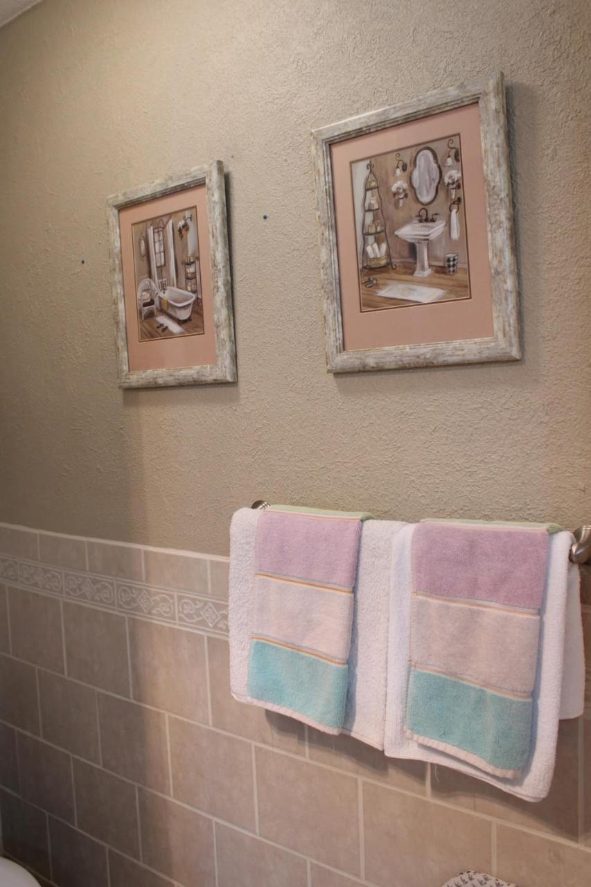 Charming Central Amarillo Retreat With A Jacuzzi Ngoại thất bức ảnh