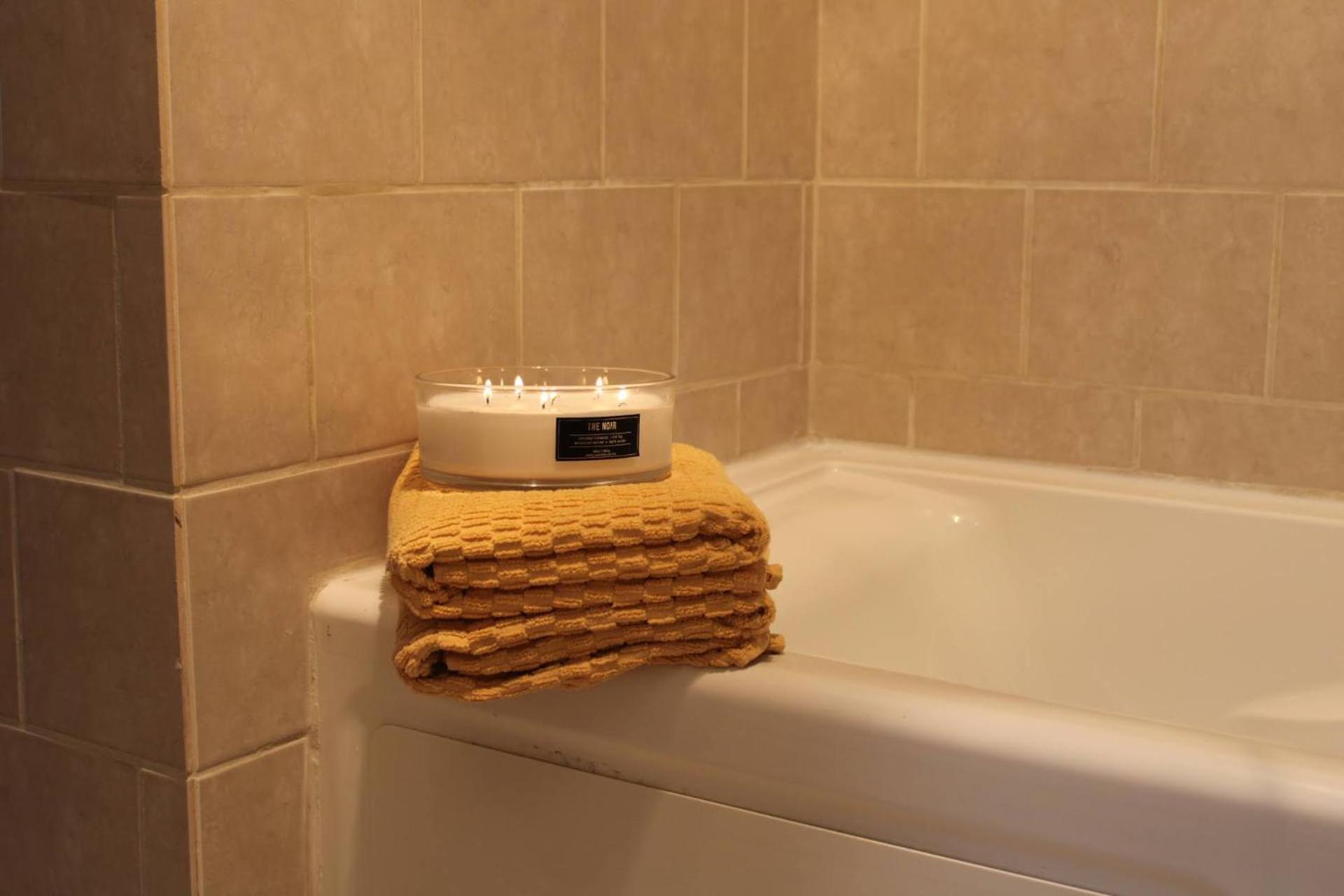 Charming Central Amarillo Retreat With A Jacuzzi Ngoại thất bức ảnh